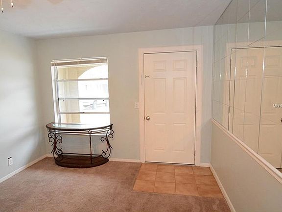 2nd image of 502 W Grandview Way