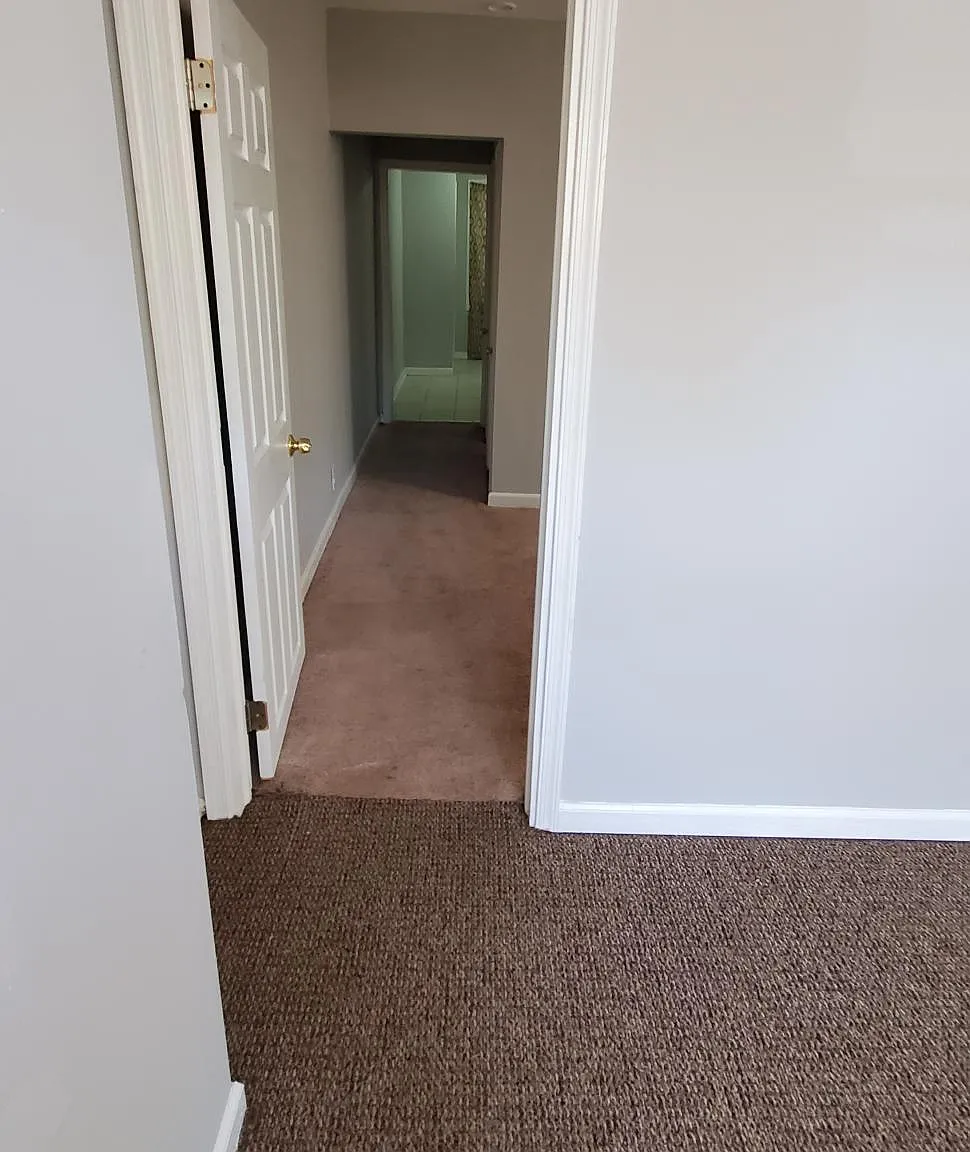 1 bed, 700 sqft, $1,400 — Photo 4
