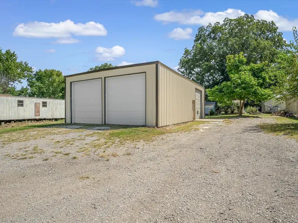 504 S 5th St, Coulterville, IL 62237