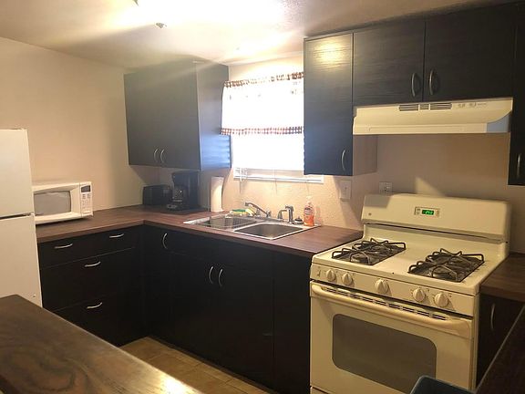 5th image of 802 W Renette Ave