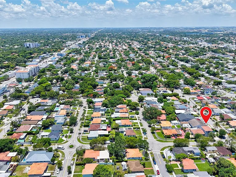 500 SW 51st Ct — Photo 76