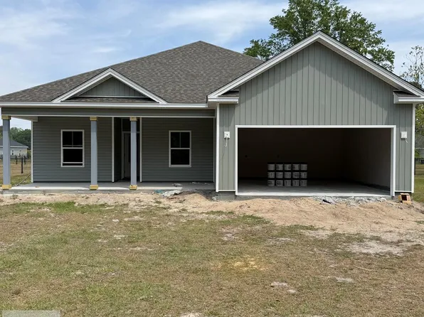 93 Ennis Rd, Pembroke, GA 31321