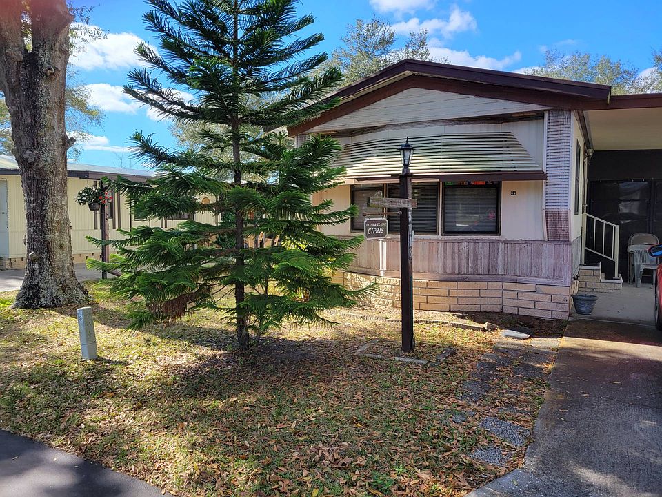 1st image of 5743 Woodfield Ln