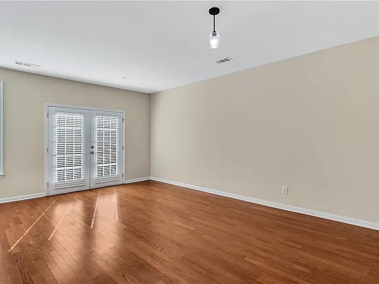 6174 Indian Wood Cir SE — Photo 10