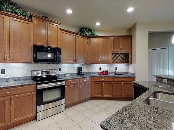 3rd image of 1551 Brandywine Dr