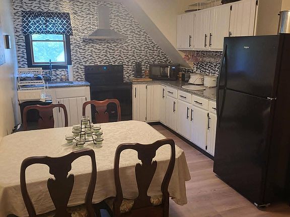 3rd image of 2608 Ransom Rd #1