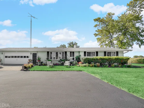 22619 W Grant Hwy, Marengo, IL 60152