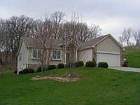 3rd image of 1328 Queens Way St