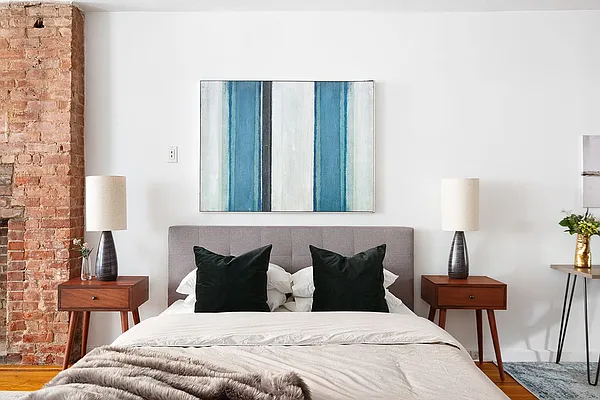 Sold by Compass | media 2