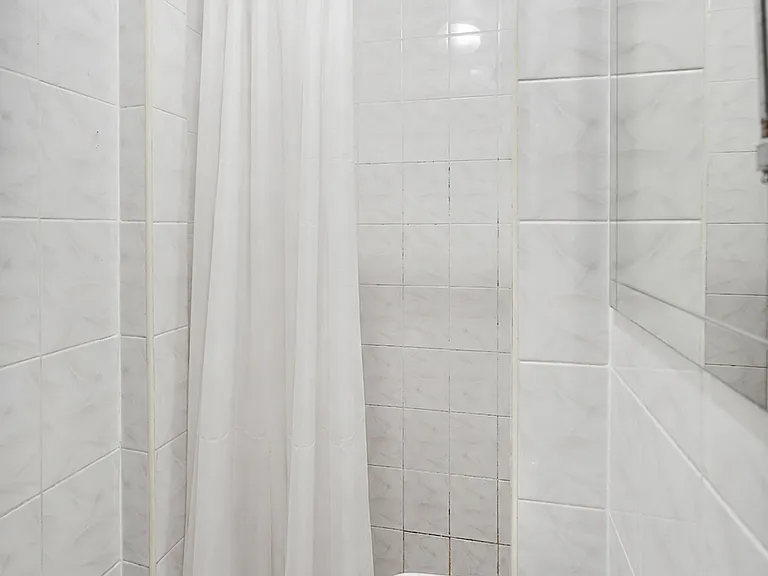 124 Mott St #36 — Photo 7