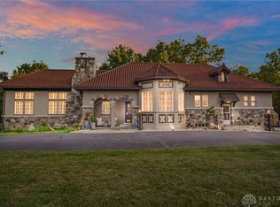 1724 Bartley Rd, Dayton, OH 45414