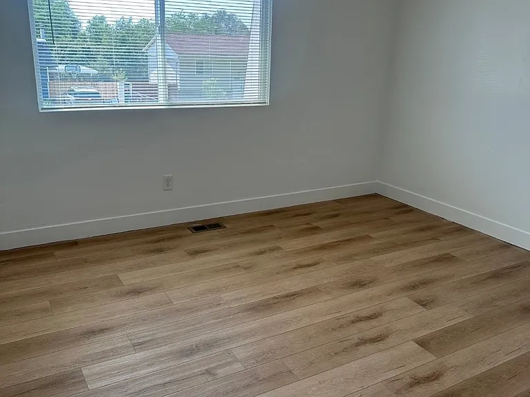 10465 S Larkspur Dr — Photo 9