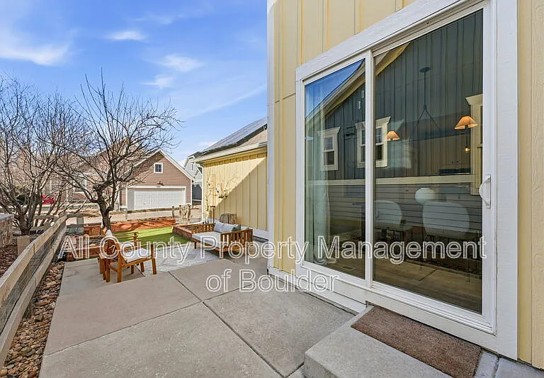 2823 Clear Creek Ln — Photo 29