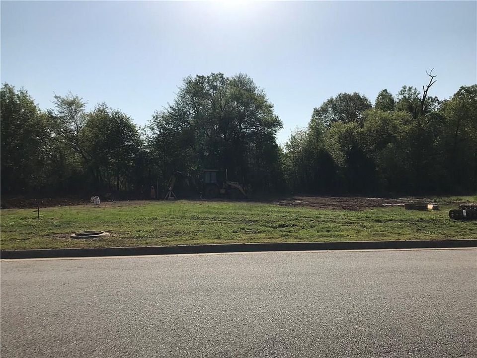 1st image of 1144 Basin Dr