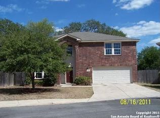 8910 Oakwood Ct, San Antonio, TX 78240