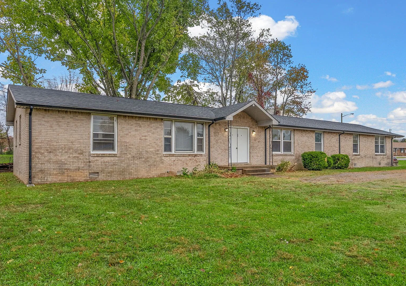 125 Tandy Drive — Photo 1