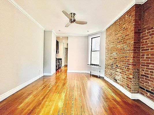 2nd image of 250 Mott St APT 14