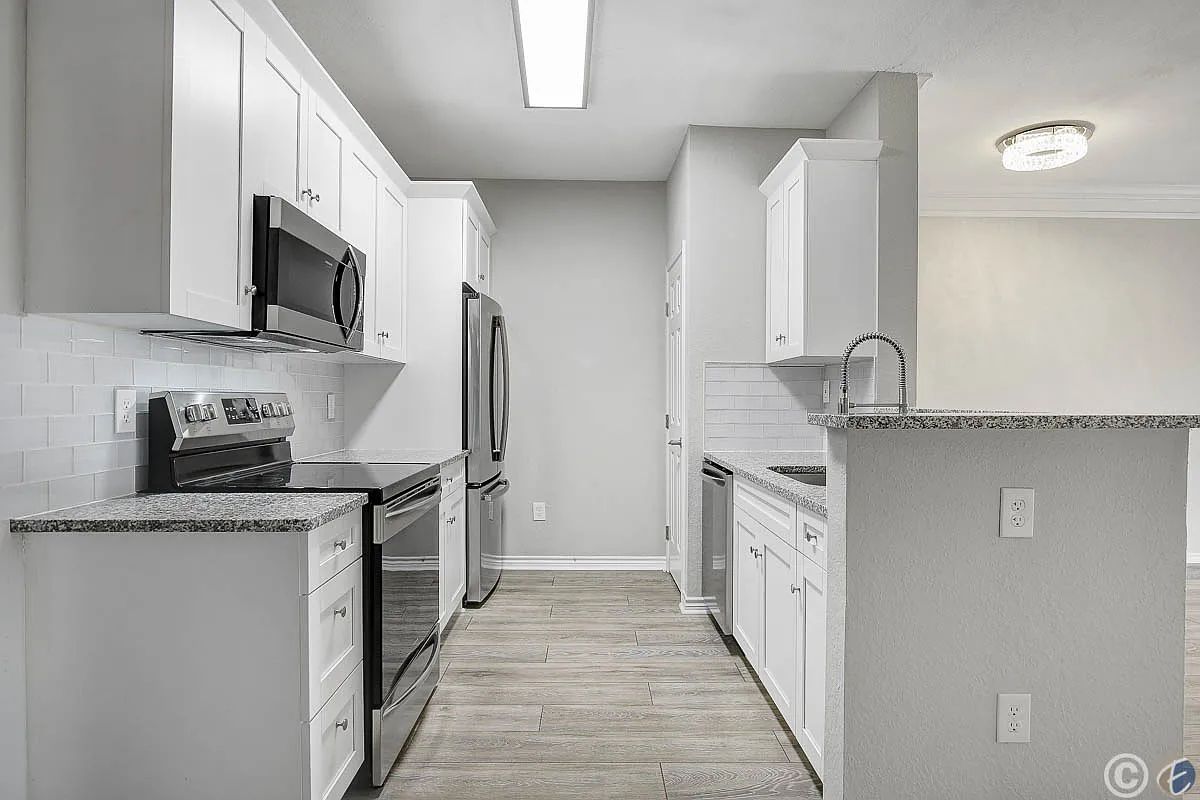 4311 Bayside Village Dr — Photo 4