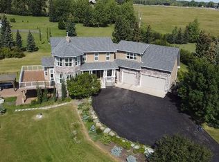 30070 S Township Road 254, Rocky View County, AB T3L 2P7