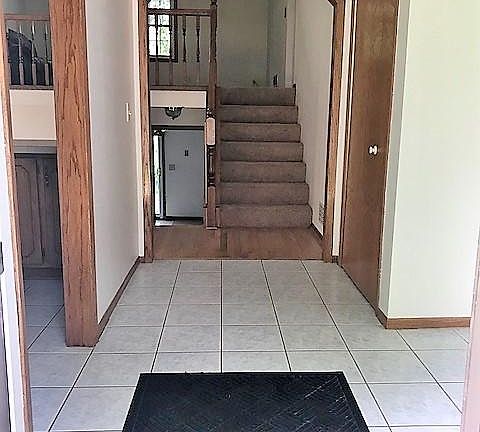 3rd image of 1818 124th Ln NE