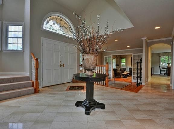 3rd image of 2672 Marshall Dr