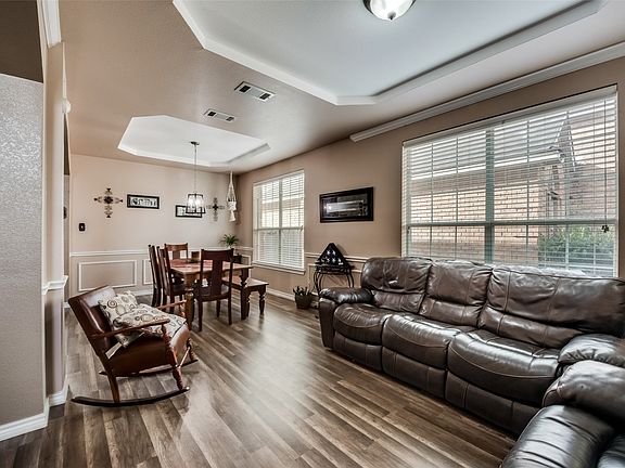 5th image of 6329 Redeagle Creek Dr