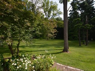 112 Wildwood Dr, Granville, OH