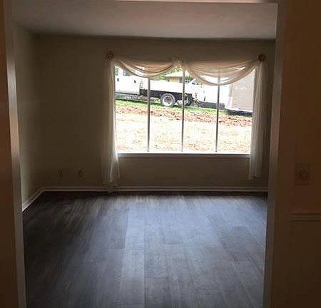 3rd image of 123 Sylvan Way