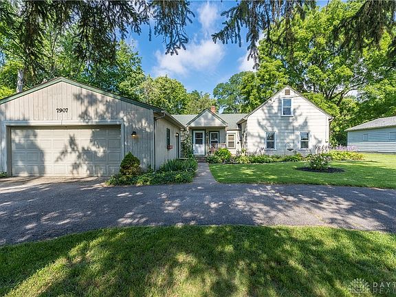 2nd image of 7907 Evron Dr