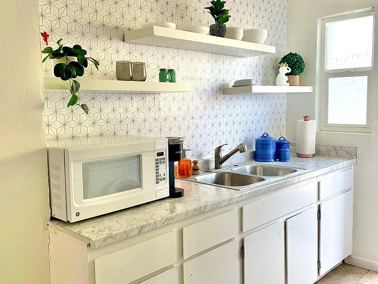 422 N 18th Ave #2 — Photo 6
