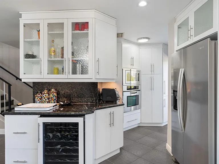 16 Portside Dr #16C — Photo 60