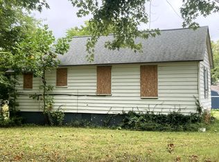 2325 E Spruce St, Springfield, IL 62703