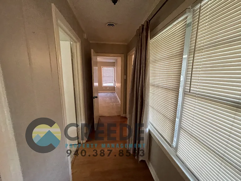 611 E University Dr #1 — Photo 18