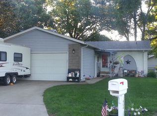 1608 Windsor Pl, Grand Island, NE 68801
