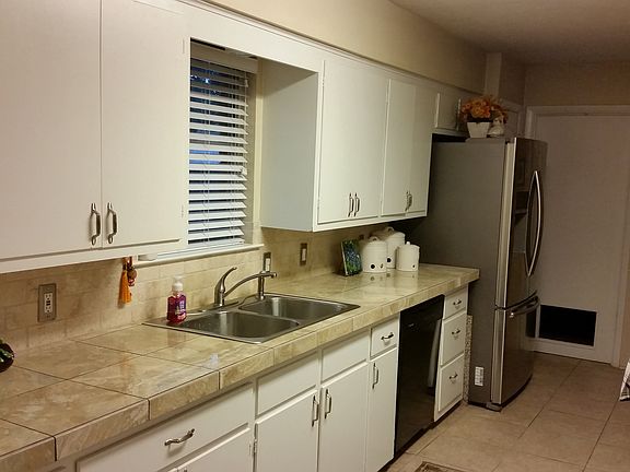 3rd image of 1105 Janwood Cir