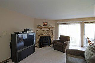 3rd image of 346 Wilmington Dr Unit B1