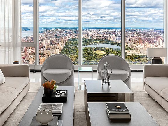 2nd image of 217 W 57th St #80E