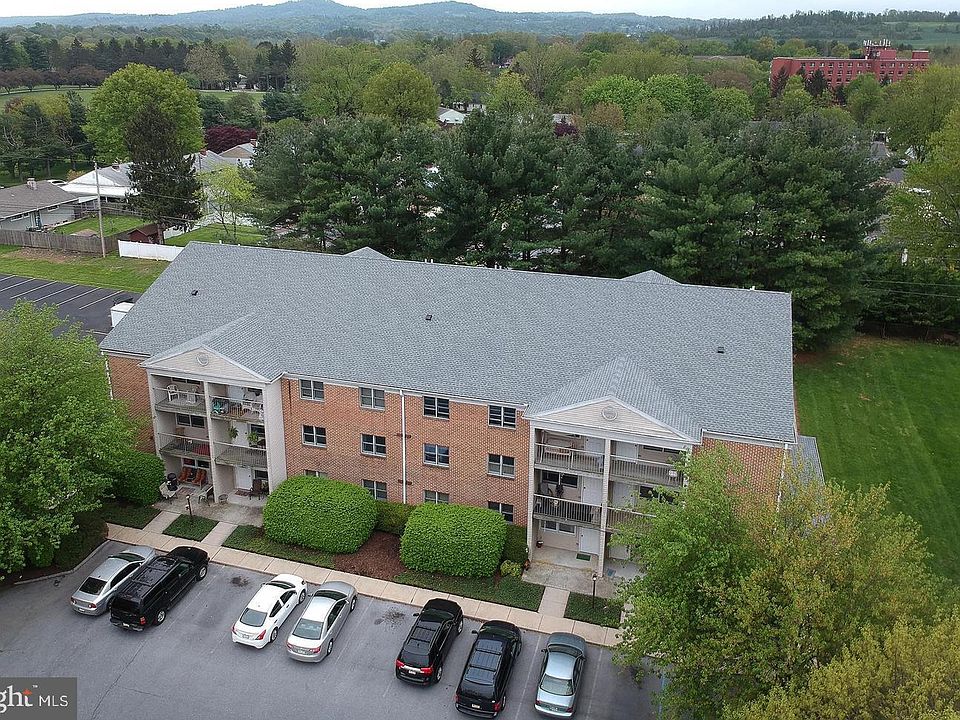 2nd image of 2101 Cedar Run Dr
