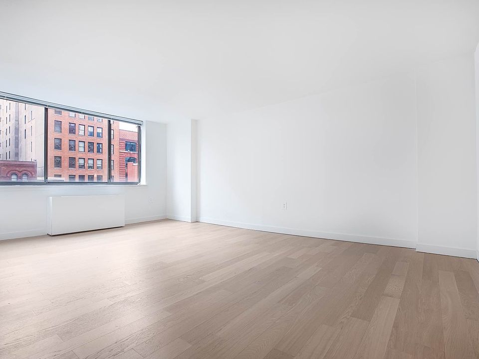 1st image of 250 W 19th St APT 6J