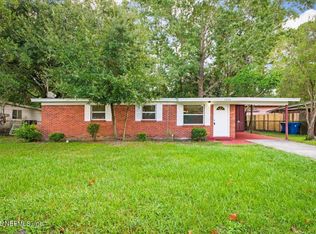 2909 Lauderdale Dr E, Jacksonville, FL 32277
