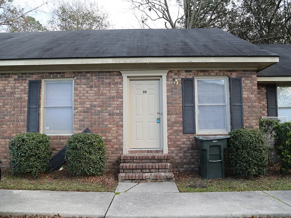 100 Lanier Dr #26