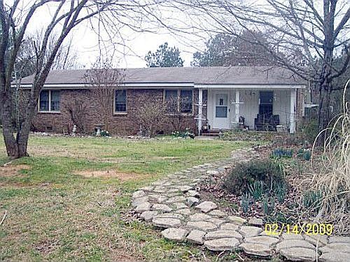 2nd image of 531 Hillbrook Ln