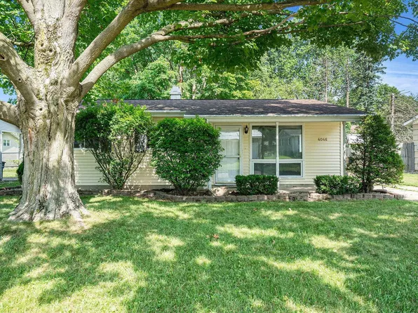 4046 Coral Dr, South Bend, IN 46614