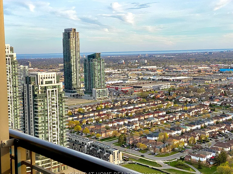 385 Prince Of Wales Dr #3310 — Photo 14