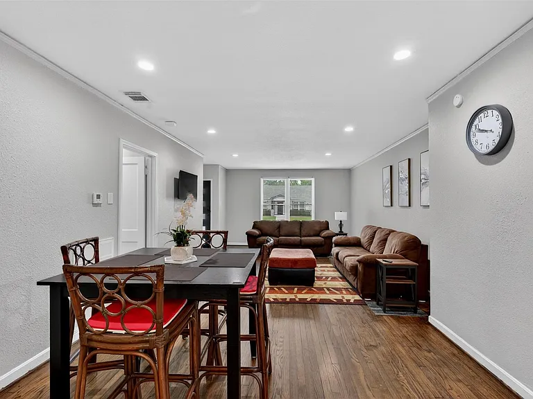 3863 Arbor St — Photo 17