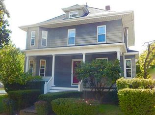 214 Armington St, Cranston, RI 02905