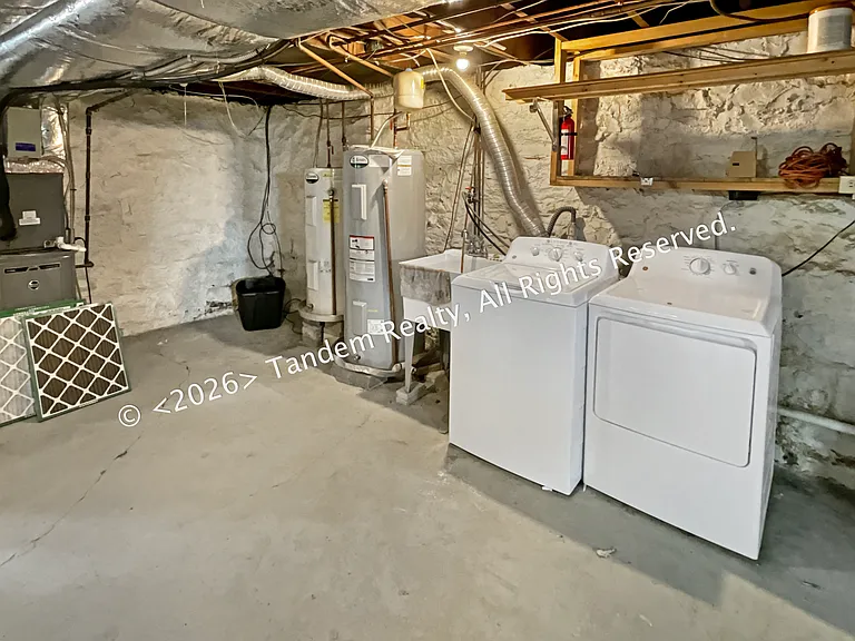 2228 Ashwood Ave #B — Photo 25