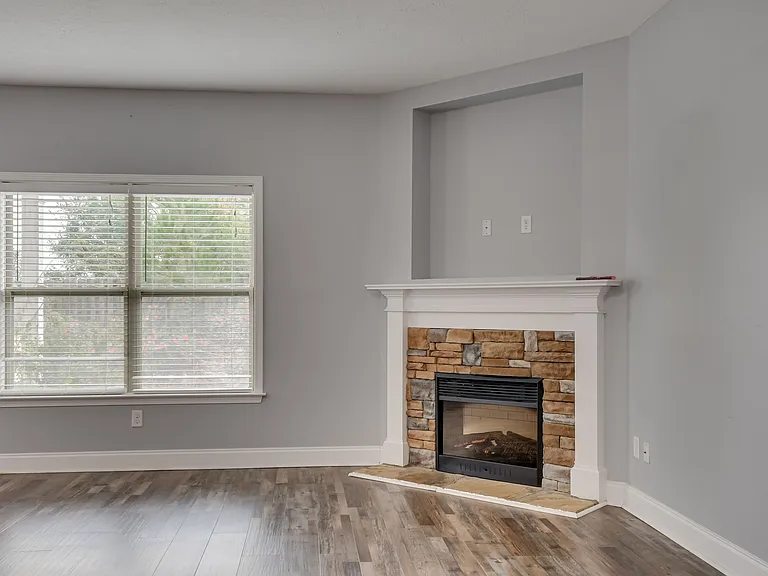 805 Erika Ln — Photo 26