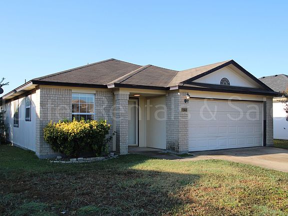 2nd image of 2720 Blackburn Dr