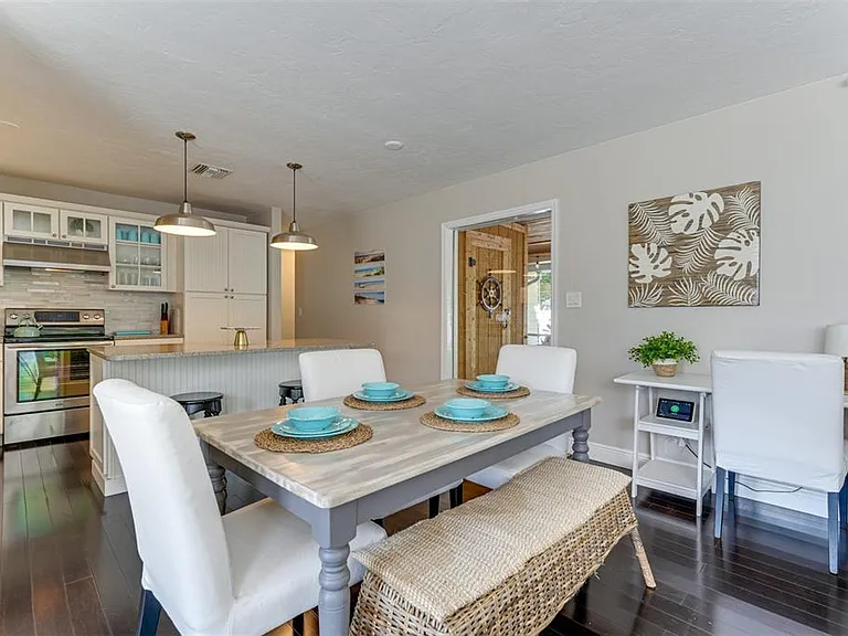 2363 Milford Cir — Photo 5